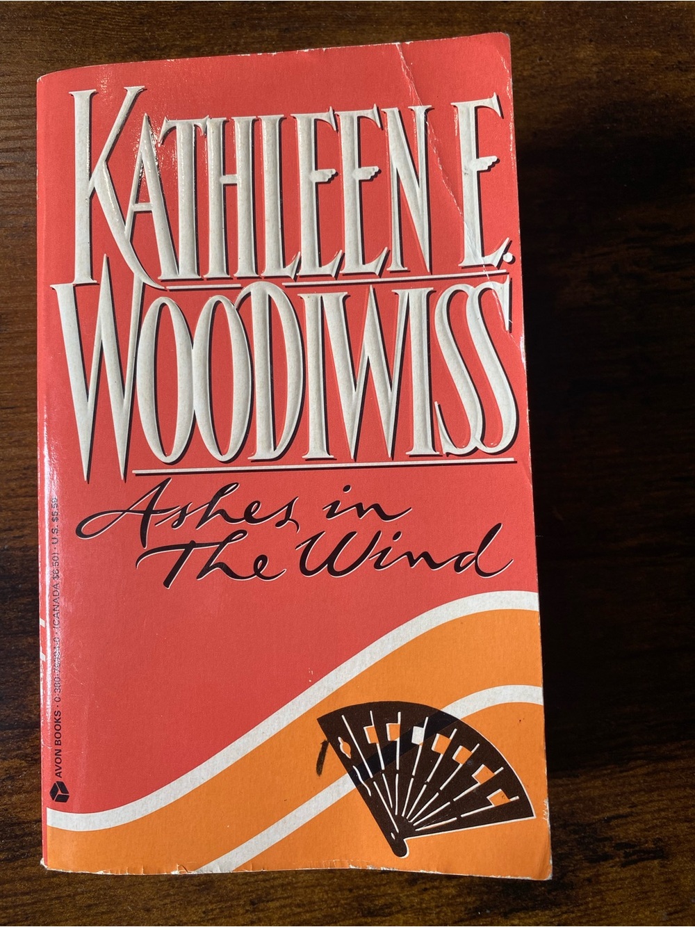 🔥Add to bundle for $2! 
Ashes in the Wind by Kathleen E Woodiwiss Paperback